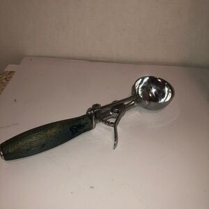 Metal Ice Cream Scoop with wood green handle- perfect for ice cream and rice
